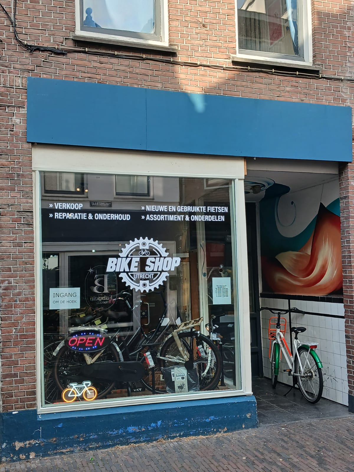 The workshop of Bike shop utrecht in Utrecht